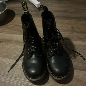 Women’s Dr. Martens